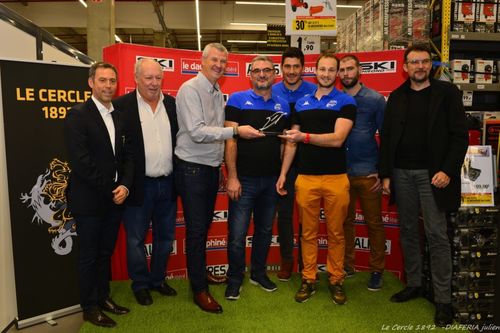 Bastien Bonnet remporte le troph&eacute;e du sportif du mois de novembre